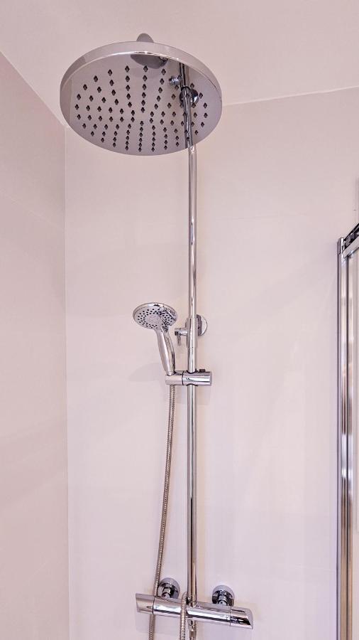 Classbedroom Park Gueell Apartment Барселона Екстериор снимка